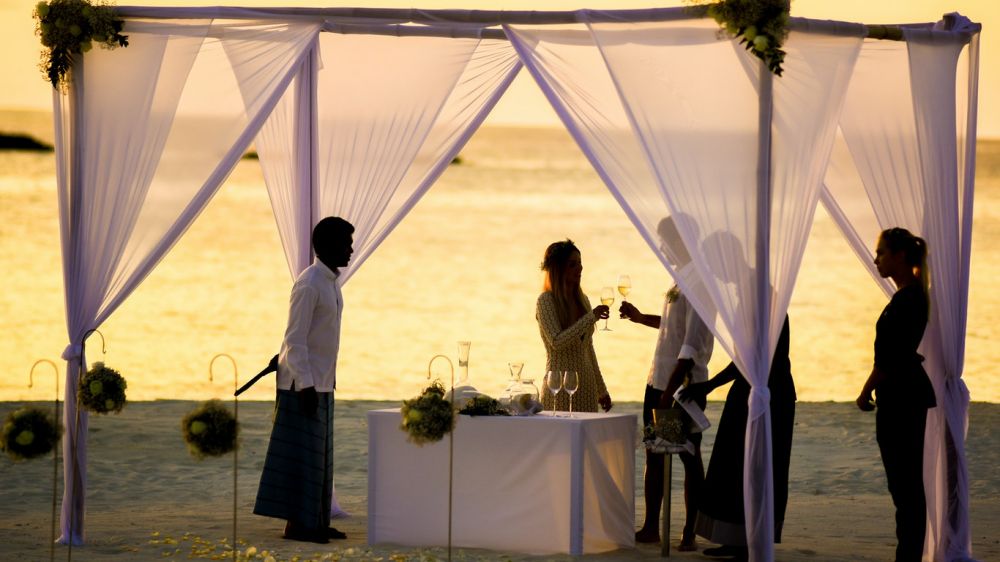 Learn all about paperwork for a beach wedding