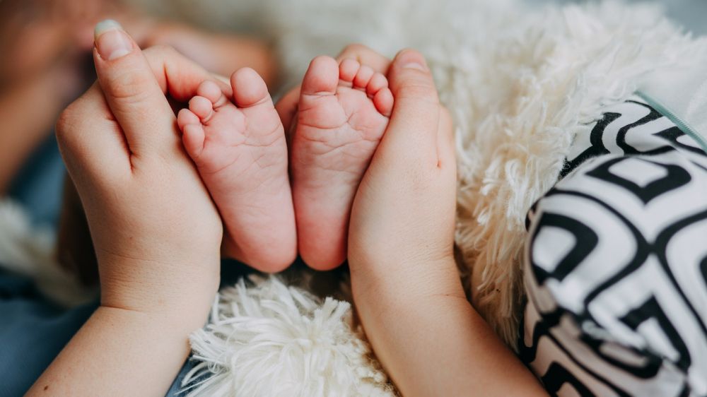 consequences-of-a-baby-passport-in-UAE-without-marriage